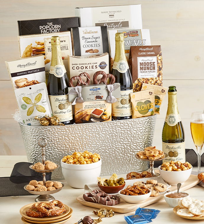 Taste of Distinction Gourmet Gift Basket