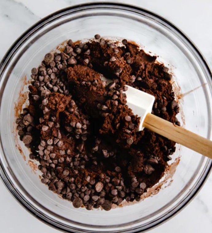 Chocolate Biscuit Cake Activity Kit